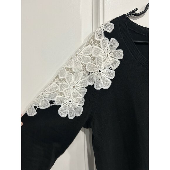 INC International Concepts Black Sweatshirt White Lace Floral Shoulder Size L - Picture 4 of 8